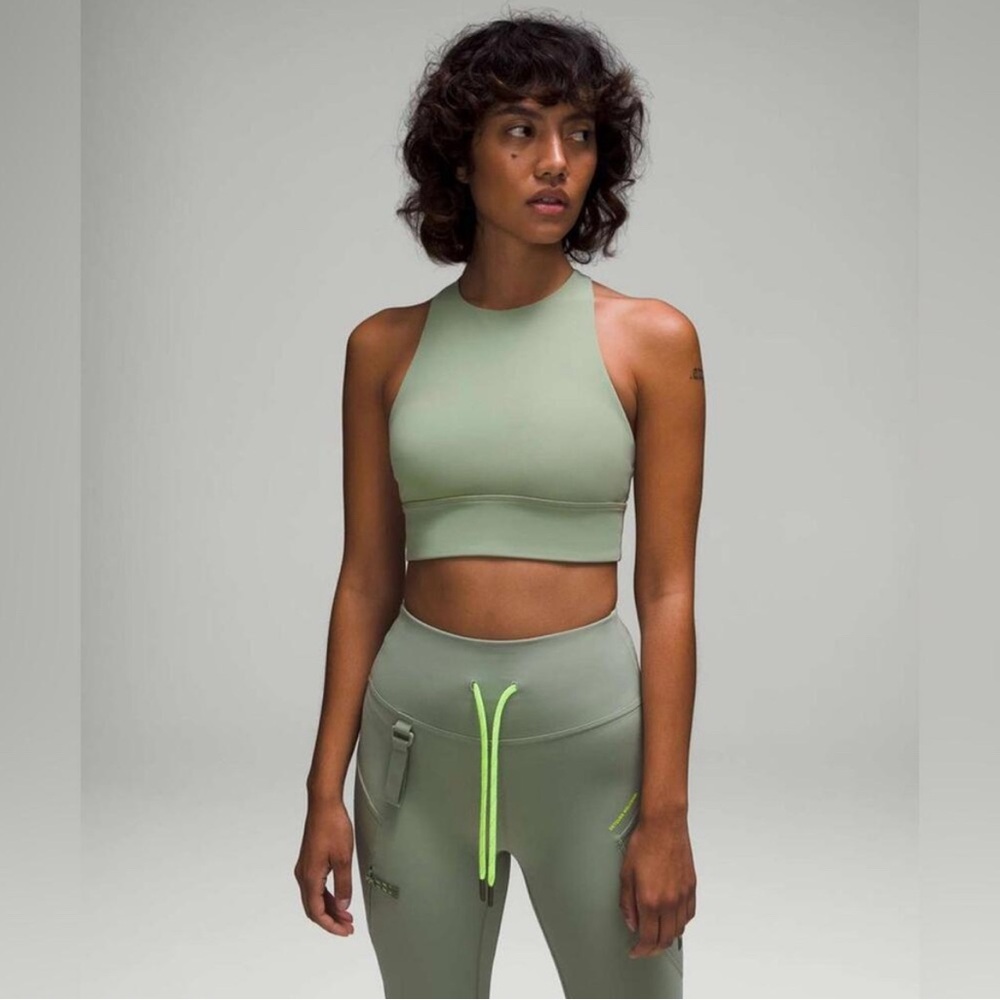 Lululemon Energy High Neck Ribbed Longline Bra in Green